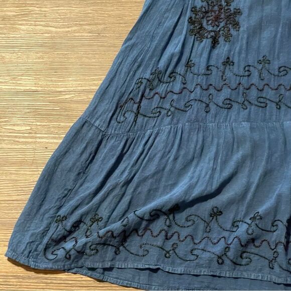 Amanda’s Collection Maxi Short Sleeve Embroidered Peasant Dress Blue Black Large - Picture 7 of 11